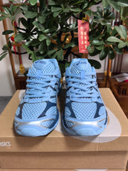 ASICS GEL-Cumulus 16 Sneakers in Sky Blue