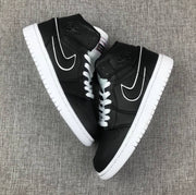Air Jordan 1 Mid Black and White Sneakers 852542-016