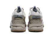 Nike ACG Mountain Fly 2 Low Sneakers in Off-White