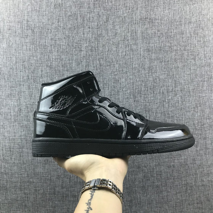 Air Jordan 1 Mid Black Patent Sneakers BQ6472-002
