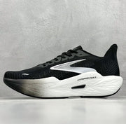Brooks Hyperion Max Running Sneakers