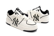 MLB New York Yankees Low-Top Sneakers in White and Black