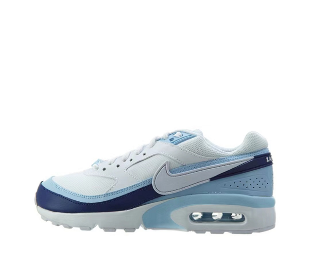 Nike Air Max Sneakers in White, Light Blue and Navy