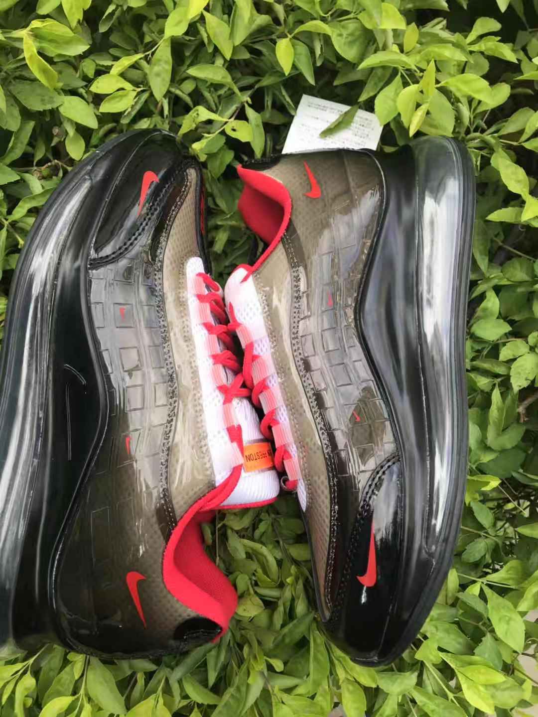 Nike Air Max 720 Sneakers Black Smoke Grey Red