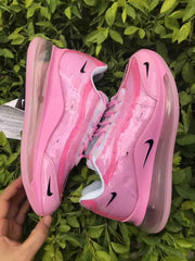 Nike Air Max 720 Pink Sneakers