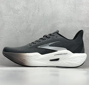 Brooks Hyperion Max Running Sneakers