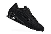 Nike Shox R4 Black Sneakers