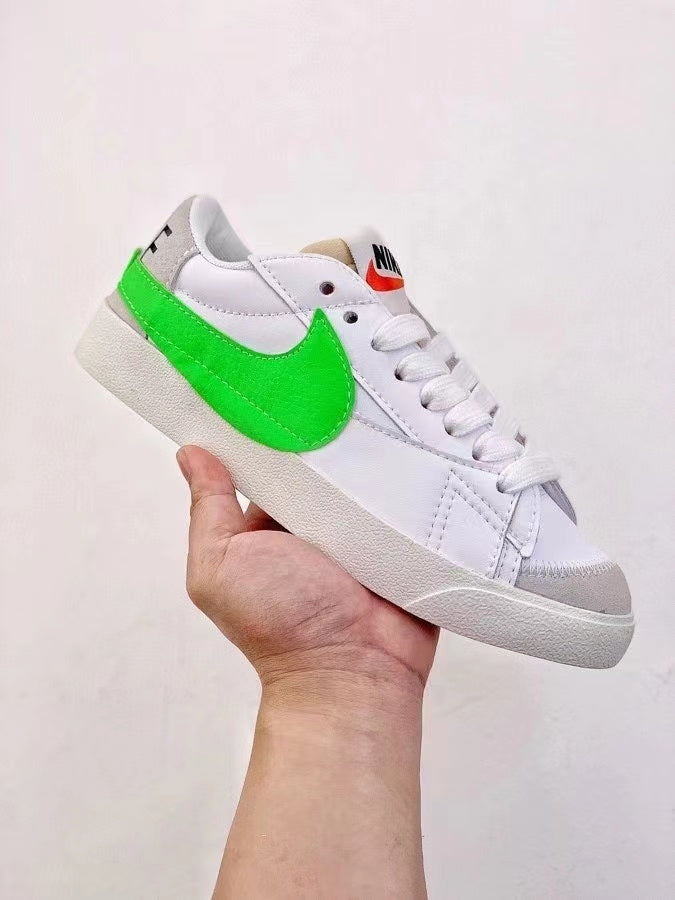 Nike Blazer Low 07 Sneakers White and Green