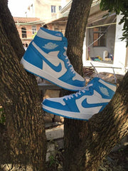 Air Jordan 1 High Sneakers in Blue and White