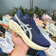 ASICS Novablast 5 LE Running Shoes Navy Blue/Beige