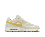 Nike Air Max 1 Sneakers in Beige and Yellow
