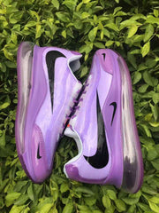 Nike Air Max 720 Sneakers in Purple