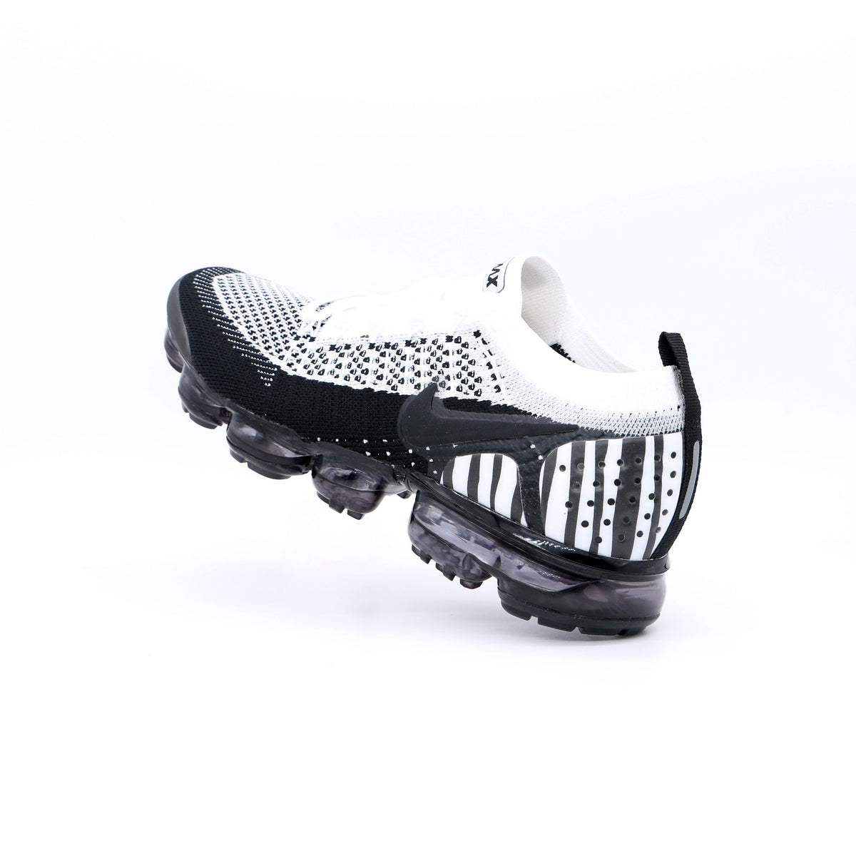 Nike Air VaporMax Flyknit 2 Black White AV7973-100