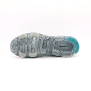 Nike Air VaporMax Flyknit Sneakers Grey Coral