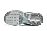 Nike Vomero 5 Sneakers in Grey and White