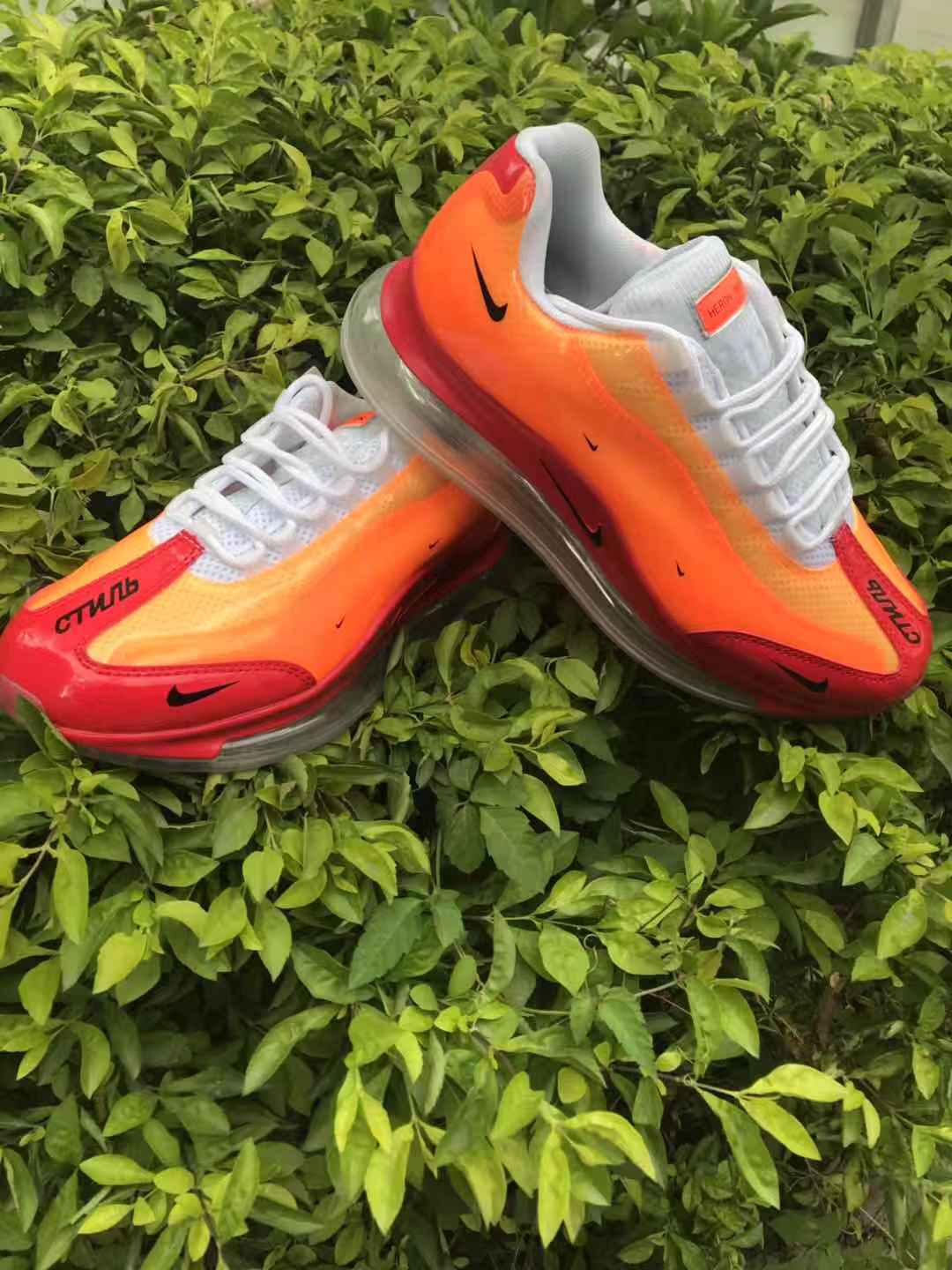 Nike Air Max 720 Sneakers in Orange and Red