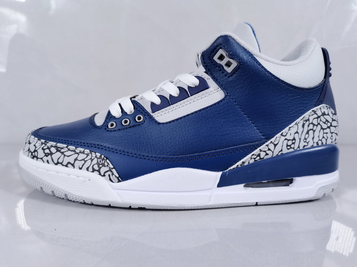 Jordan Air Jordan 3 Retro Sneakers in Blue and Grey