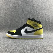 Air Jordan 1 Mid SE Black Yellow Toe Sneakers 852542-071