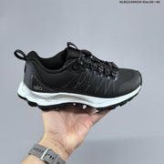 Alo Runner Trail Low-Top Sneakers in Black