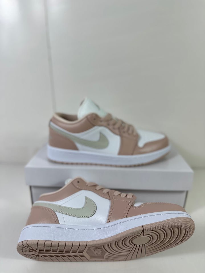 Jordan Air Jordan 1 Low White Light Bone DC0774-120