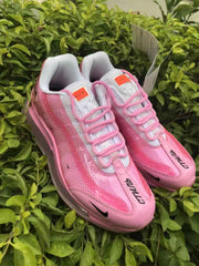 Nike Air Max 720 Pink Sneakers