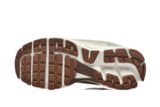 Nike Zoom Vomero 5 Sneakers in Neutral Beige