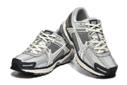 Nike Zoom Vomero 5 Sneakers in Grey and White