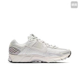Nike Zoom Vomero 5 Grey and White Sneakers