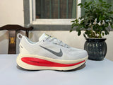 Nike Vomero 18 Running Shoes White and Red