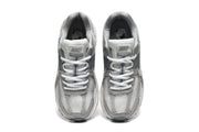 Nike Vomero 5 Sneakers in Grey and White