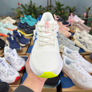 ASICS Novablast 5 LE White Blue Running Shoes