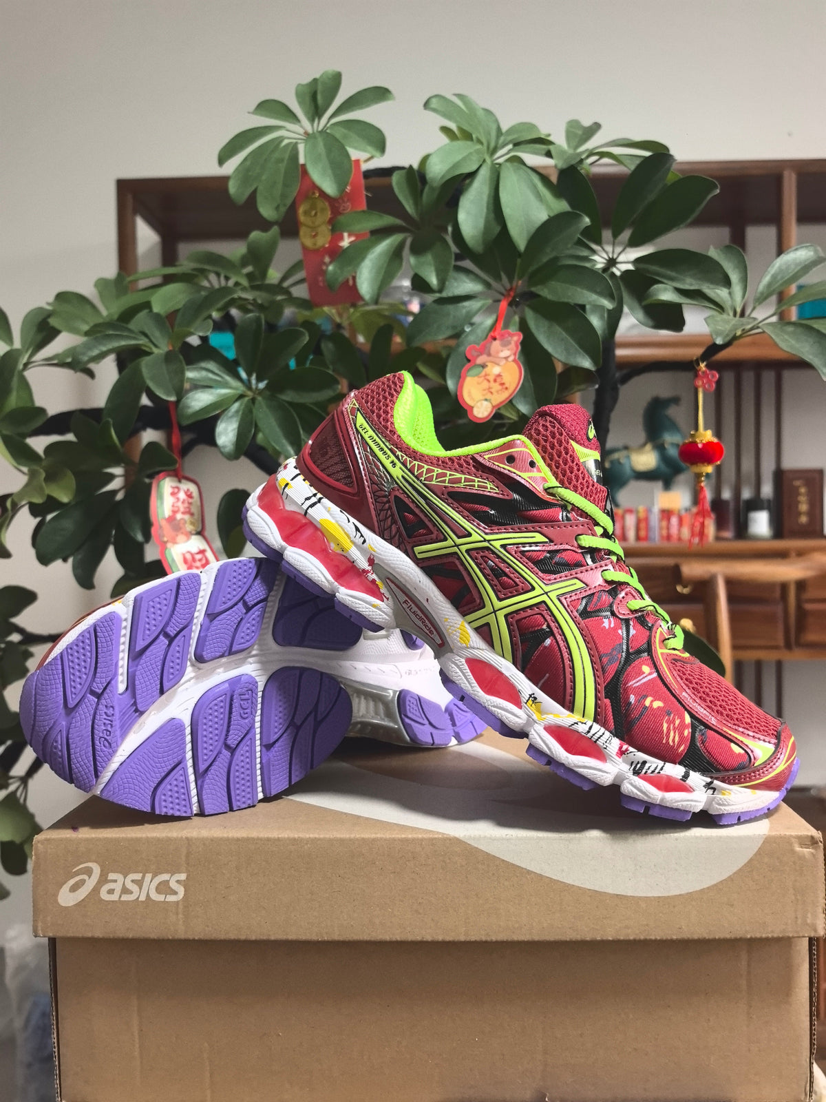 ASICS GEL-NIMBUS 16 Sneakers, Burgundy and Lime