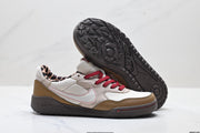 Nike Terra Manta Sneakers in Cream, Tan and Red